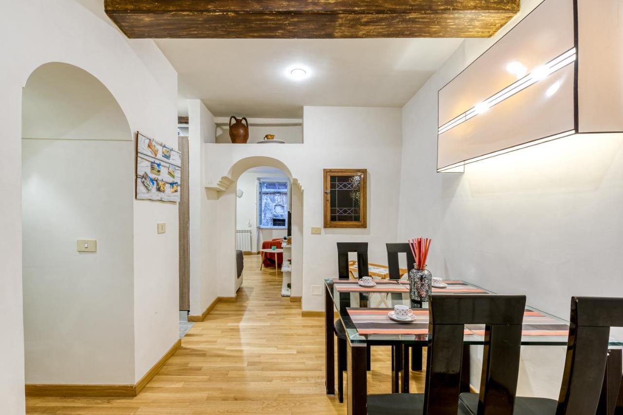 רומא Deluxe Apartment - Campo Dei Fiori מראה חיצוני תמונה