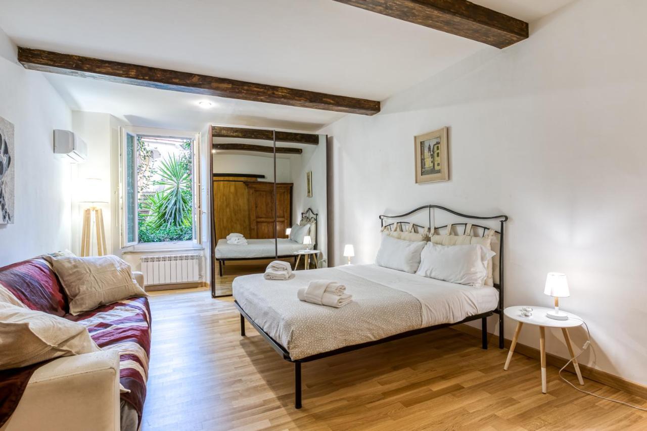 רומא Deluxe Apartment - Campo Dei Fiori מראה חיצוני תמונה